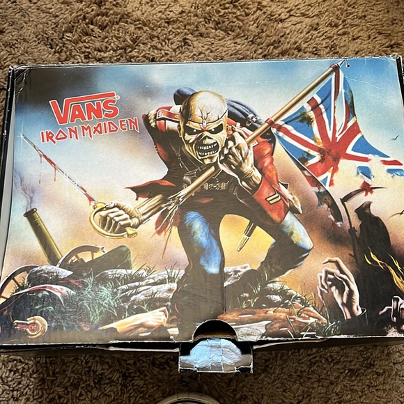 Vans SK8 HI Iron Maiden “the trooper” - Picture 3 of 5